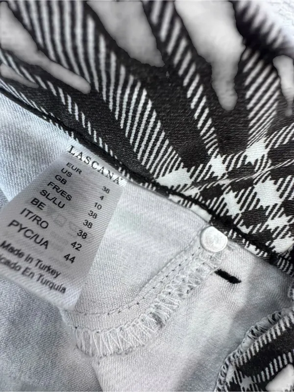 Black & White Plaid Straight Leg Pants - Women's - Image 7