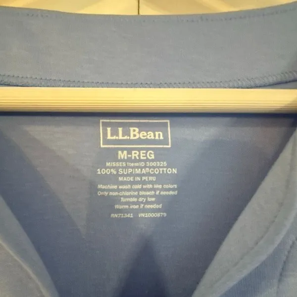 L.L. Bean supima cotton blue notch neck top size M - Image 5