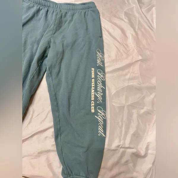 PINK wellness club teal sweat capris - Image 3