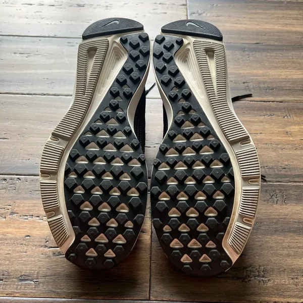 Women’s Nike Running Shoes, 10 - Image 3
