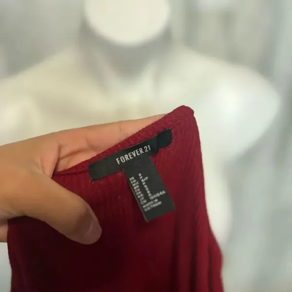 Burgundy top  - Image 4