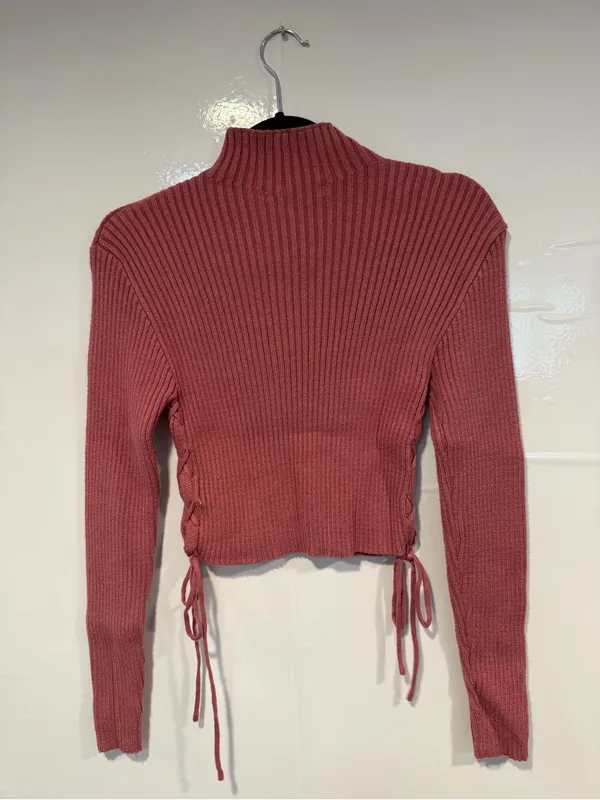 Altar’d State Ribbed Mock Neck Side-Tie‎ Crop Top - Dusty Rose - Image 4