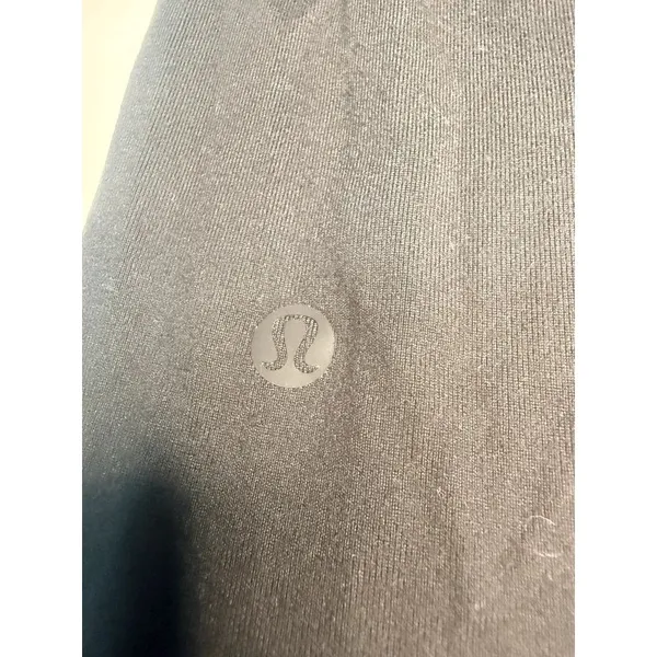 Lululemon Pants women size 2 - Image 2