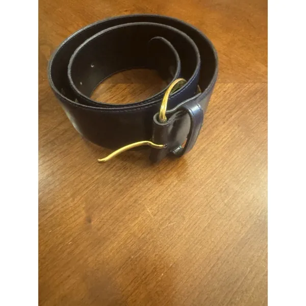 Accessory Lady Navy Blue Leather Belt Size M with Gold Tone Accent Buckle - Image 9