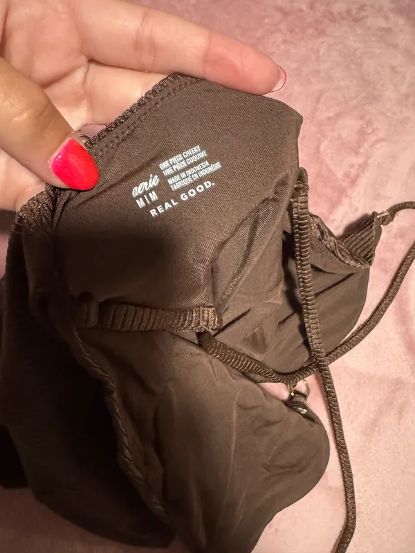 Aerie swim  - Image 7