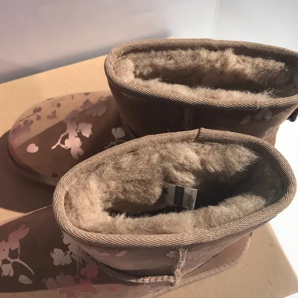 UGG Classic Mini Floral Foil - Image 5