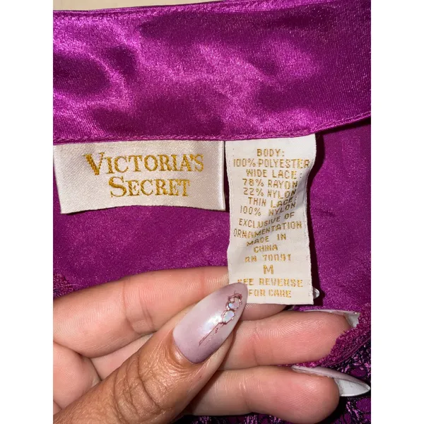 Victoria's Secret Vintage Gold Label Satin Lace Camisole Top Purple Medium Y2K - Image 3