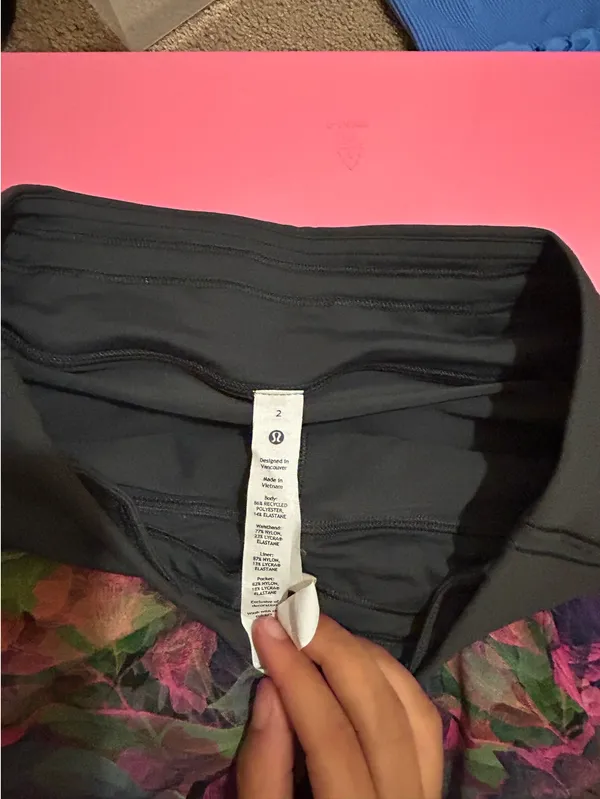 Lululemon - Image 4