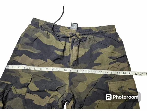 Pink by Victoria's Secret Camo Green Cargo Jogger Pants - Image 6