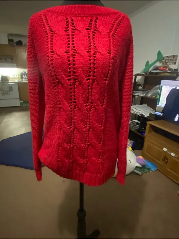 Hollister Red Knit sweater - Image 11