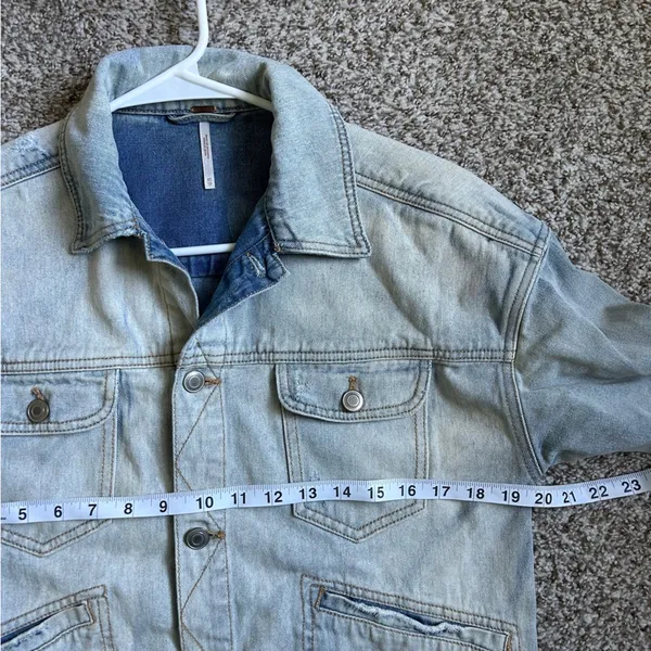 Free People Light Wash Denim Jacket Jean Casual Spring Summer Boho Bohemian XS - Image 7