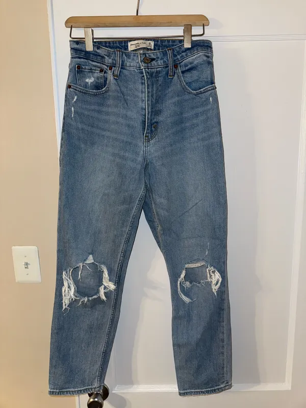Abercrombie Curve Love High-Rise Jeans - Image 5