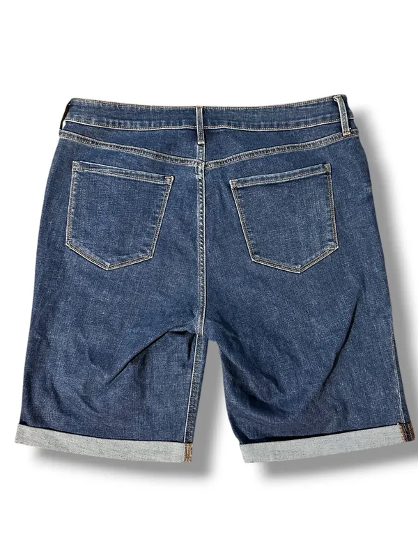 Old Navy Women’s Size 14 High Rise Bermuda Denim Shorts Cuffed Dark Wash - Image 4