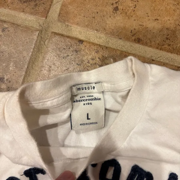 Vintage Y2K Abercrombie & Fitch white babydoll football tee - Image 4