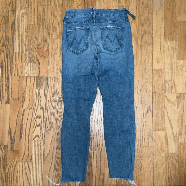 MOTHER‎ The Looker Step Ankle Fray Jeans Despite Differences Denim Blue 27 - Image 7
