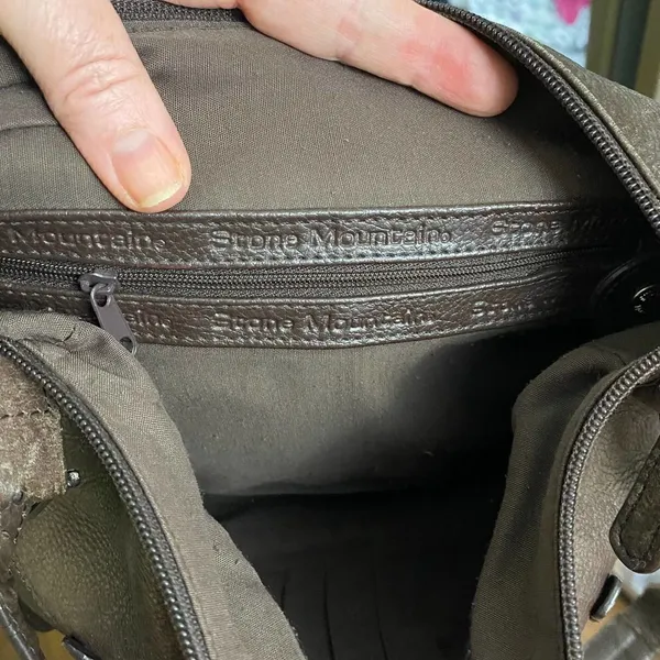 Vintage Stone Mountain Brown Leather Shoulder Bag - Image 10