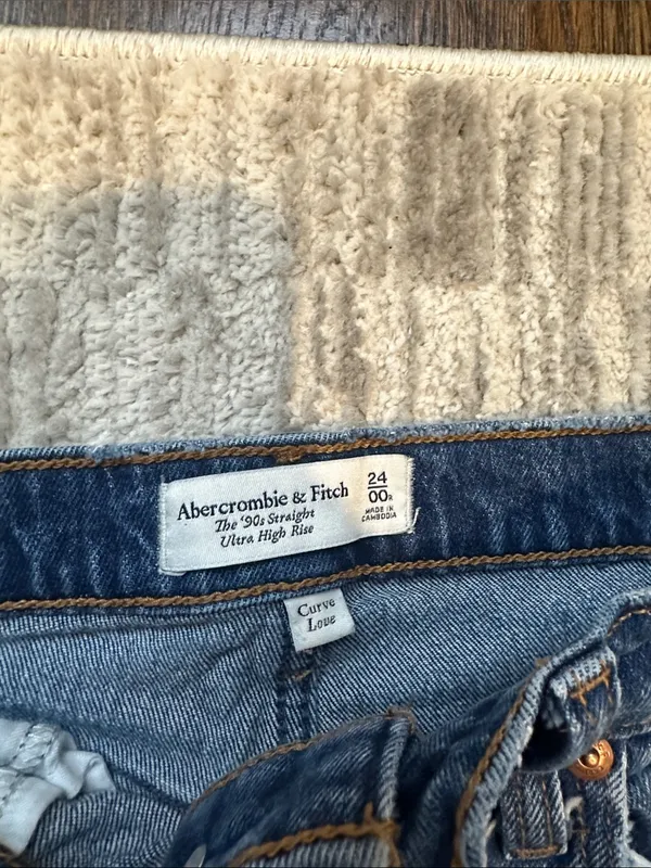 Abercrombie Straight Leg Jeans - Image 3