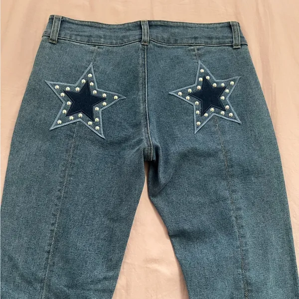 COPY - Forever 21 star flared jeans - Image 4