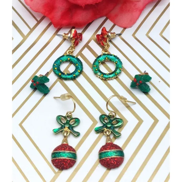 Cute Lot of 3 CHRISTMAS Earrings Dangle Ornament Holly Studs and Wreaths & Bows - Image 2