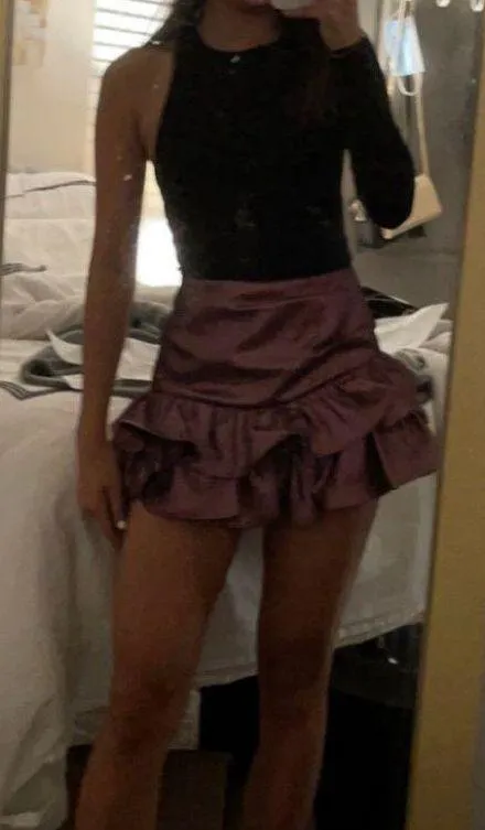 Ruffled Jacquard Skort in Dark Pink - Image 4