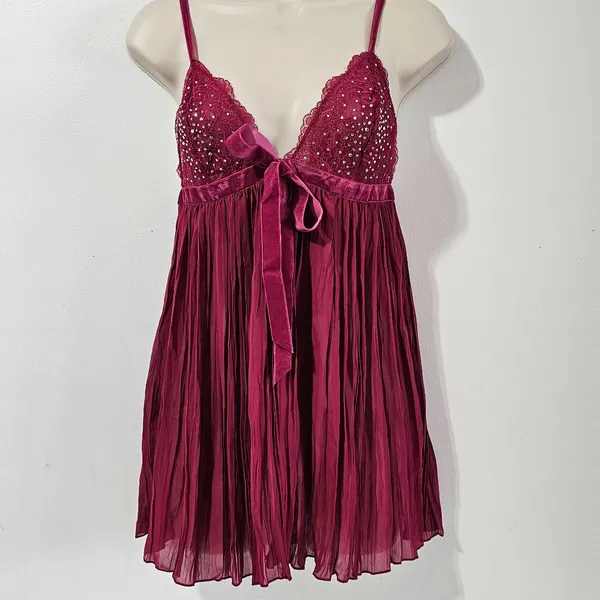 Victoria's Secret Pleated Embellished Babydoll - Claret Red - Size M - 11211557 - Image 3