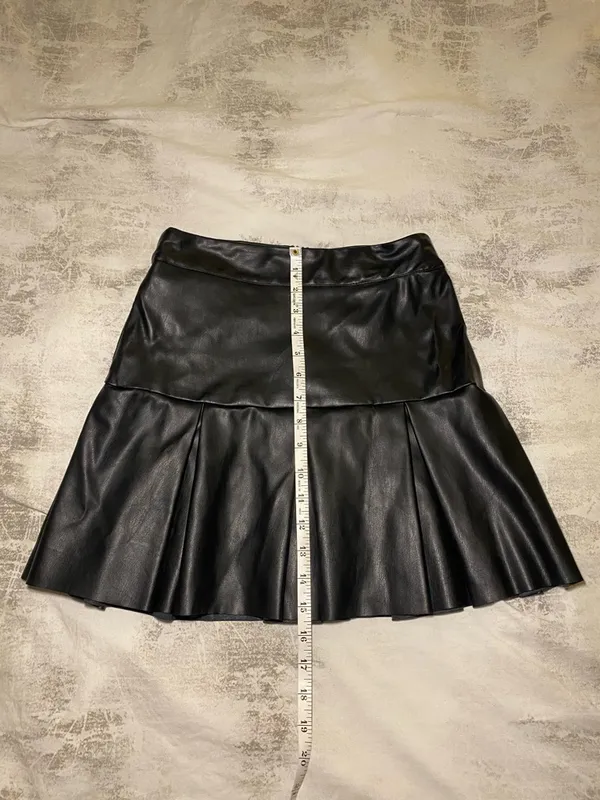 West of Melrose Black Faux Leather Pleated Mini Skirt - Image 5