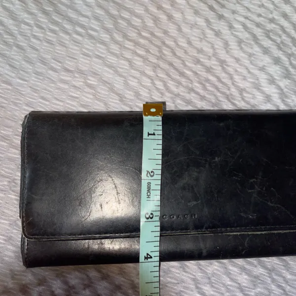 Coach Classic Black Leather Wallet - Image 4