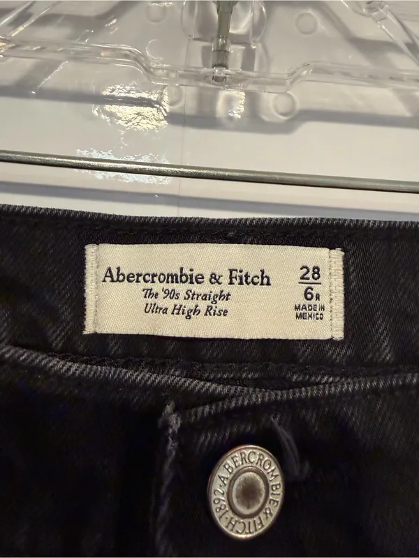 Abercrombie and Fitch‎ Black High-Rise Straight Jeans - Image 2