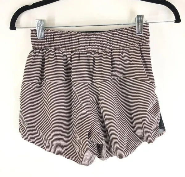 Lululemon Womens Go The Distance Reversible Shorts Striped Brown Gray 4 - Image 2