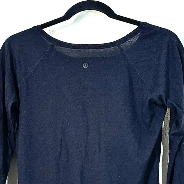 Lululemon 2/S Locarno Long Sleeve Top in black scoop neckline lightweight layer - Image 3