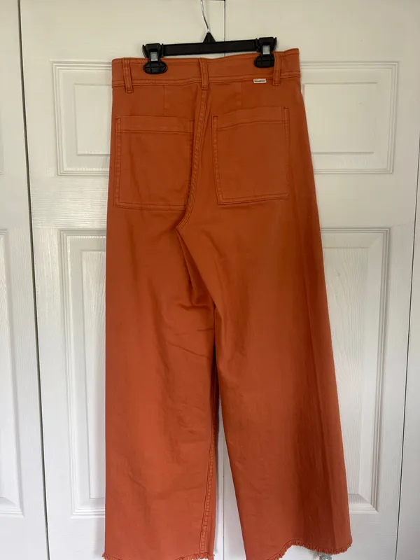 Orange Billabong Jeans - Image 2