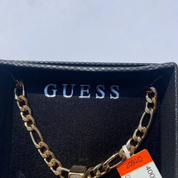 ⚜️✝️ NWT Guess Gold Plated Silver Glitteresque Effect Crucifixrion Cross Pendant Figaro Chain Necklace ✝️⚜️ - Image 3