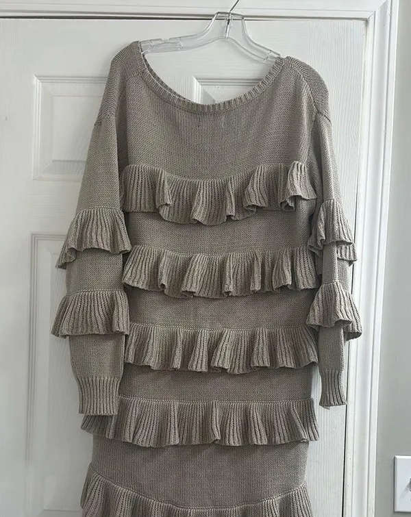 One Teaspoon Elegant Ruffle Tiered Sweater Dress - Beige - Image 4