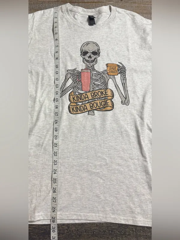 Gildan Light Gray Tee with Skeleton 'Kinda Broke Kinda Bougie' Graphic - Image 7