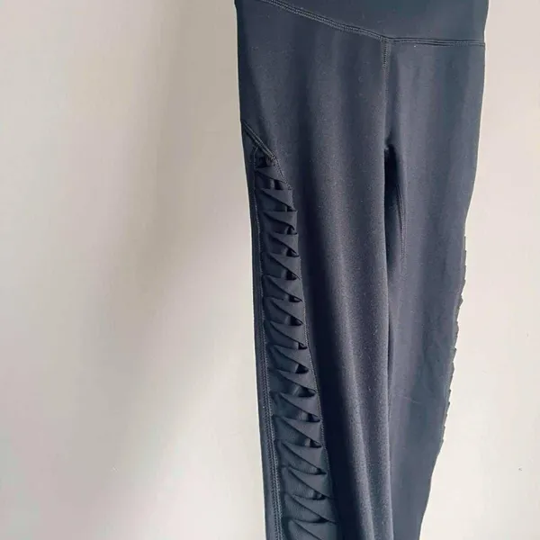 Aerie Black Fleece Lined High Rise Ruffle Pleat Side Leggings Size Small - Image 2