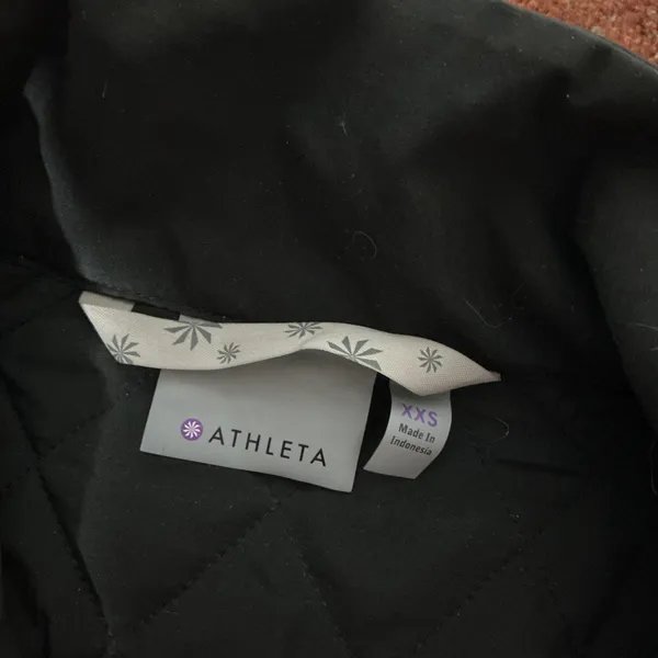 Athleta Black Quilted Full‎ Zip Jacket Mock Neck Performance XXS 138602-00 - Image 2