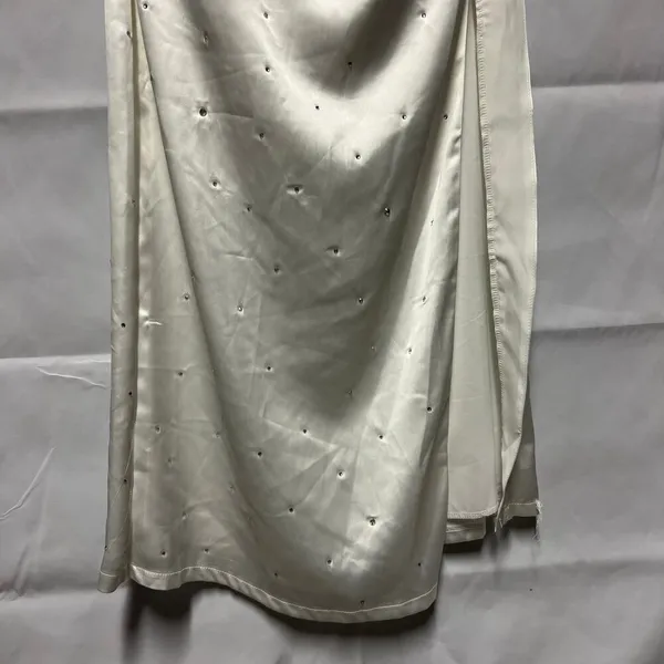 Women's Rhinestone Cream Lace Halter Maxi Dress Size Small - Image 6