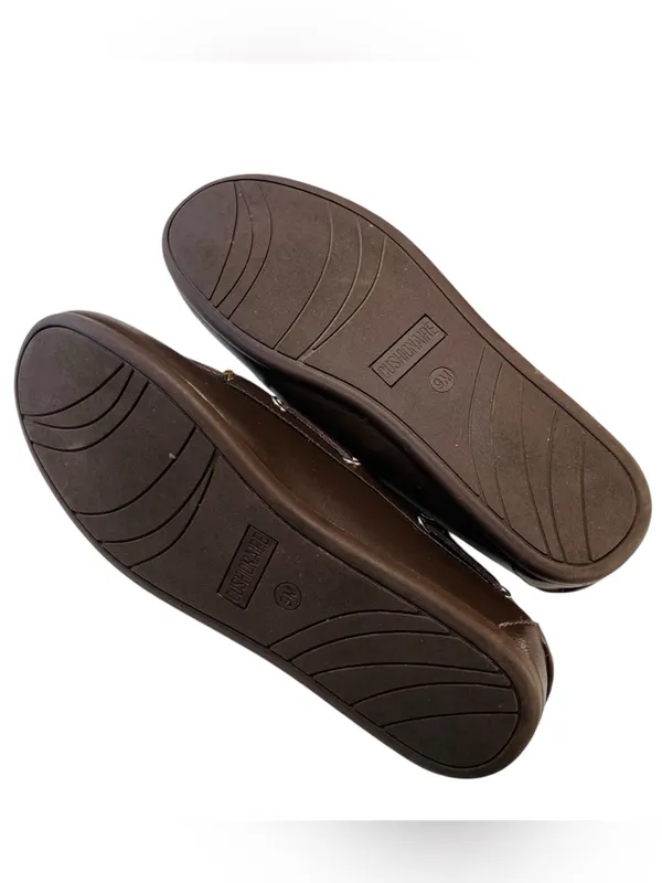 CUSHIONAIRE Boat Shoes - Image 5