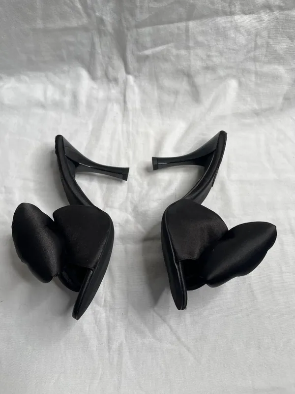Jeffrey Campbell Black Satin Bow Peeptoe Heels Womens Size 7.5 - Image 4