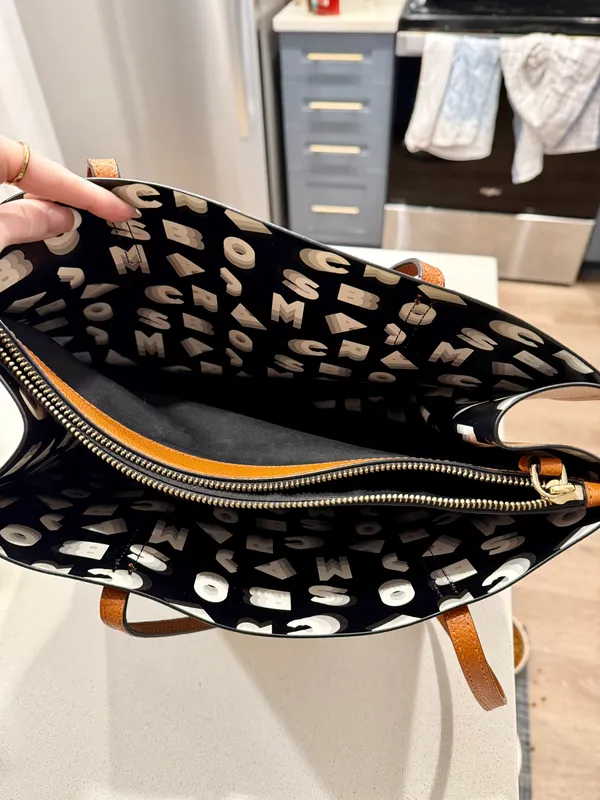 Marc Jacobs Leather Tote - Image 11
