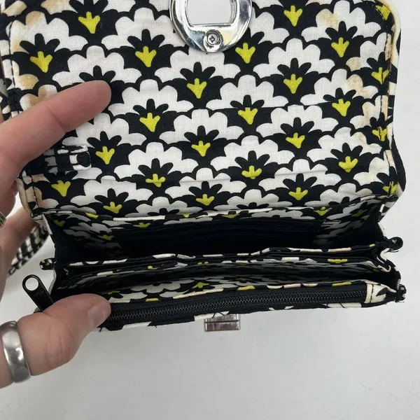 Vera Bradley Fanfare Your Turn Lock Smartphone Wristlet Wallet Quilted 13945-156 - Image 12