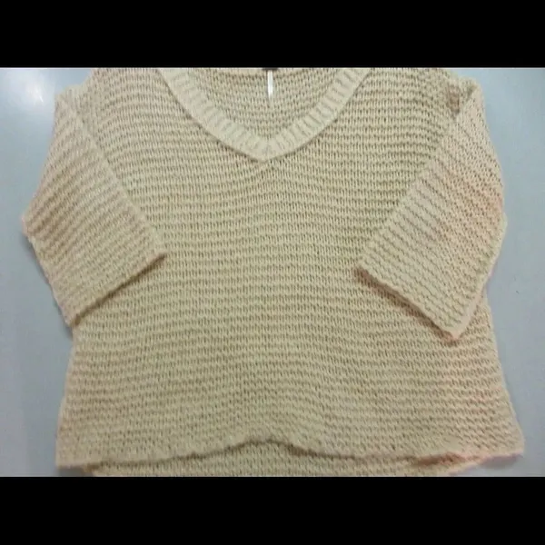 Free People sweater chunky v-neck pale pink sz Med - Image 2