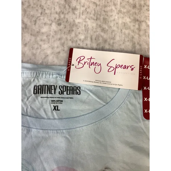 Britney Spears Collection Light Blue Graphic Band Tee Shirt XL New With Tags‎ - Image 3