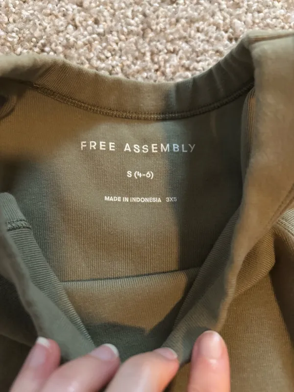Free assembly tank top - Image 2