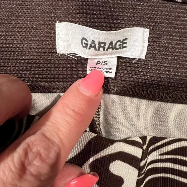 Garage Odessa flare pants size small - Image 4