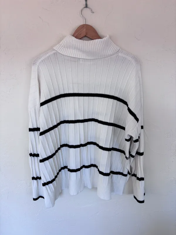 Calvin Klein Sweater - Image 4