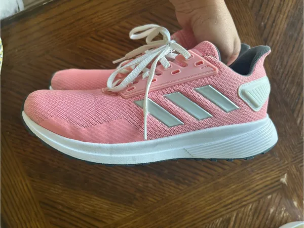 Like new adidas Women's Coral Pink Mesh Athletic Sneakers size 6 - Image 3