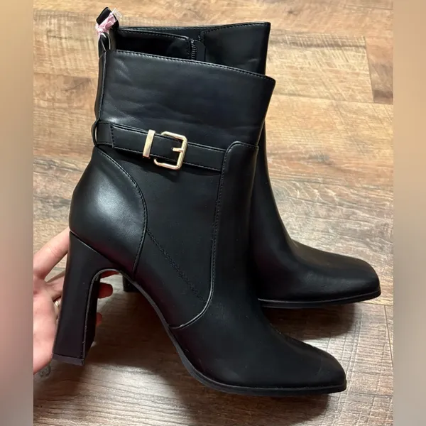 NWOT Lulus Audreyy Black Square Toe Buckle High Heel Ankle Booties Size 11 - Image 2