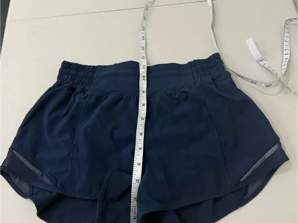 Lululemon Hotty Hot Lined Short High-Rise True Navy 4" size 4 - Image 9