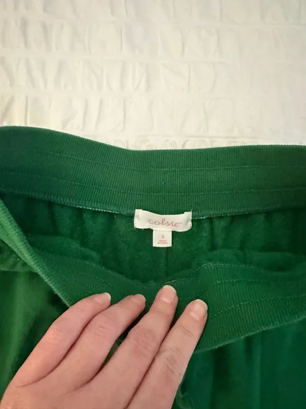 Colsie Fleece Green Shorts - Image 3